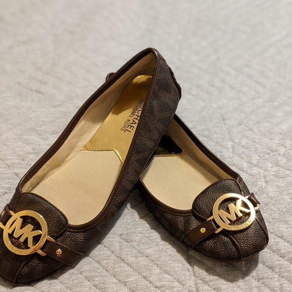 Michael Kors Flats - Picture 1 of 1